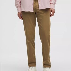 Lululemon ABC Classic-Fit Trouser 28L
Warpstreme - size 31 men’s